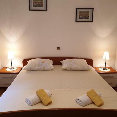 Apartments Kuzman Dubrovnik Bagian luar foto