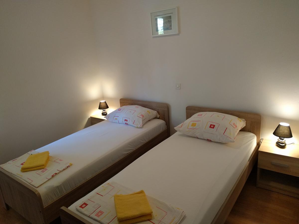 Apartments Kuzman Dubrovnik Bagian luar foto