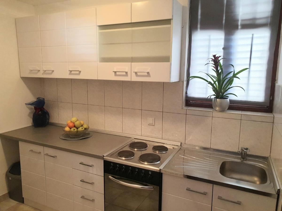 Apartments Kuzman Dubrovnik Bagian luar foto